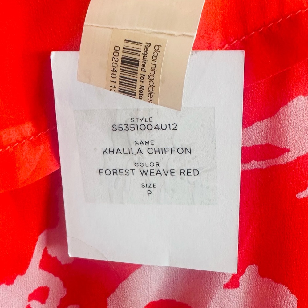 Diane Von Furstenberg Red and White Flutter Sleeve Blouse - Picture 8 of 9
